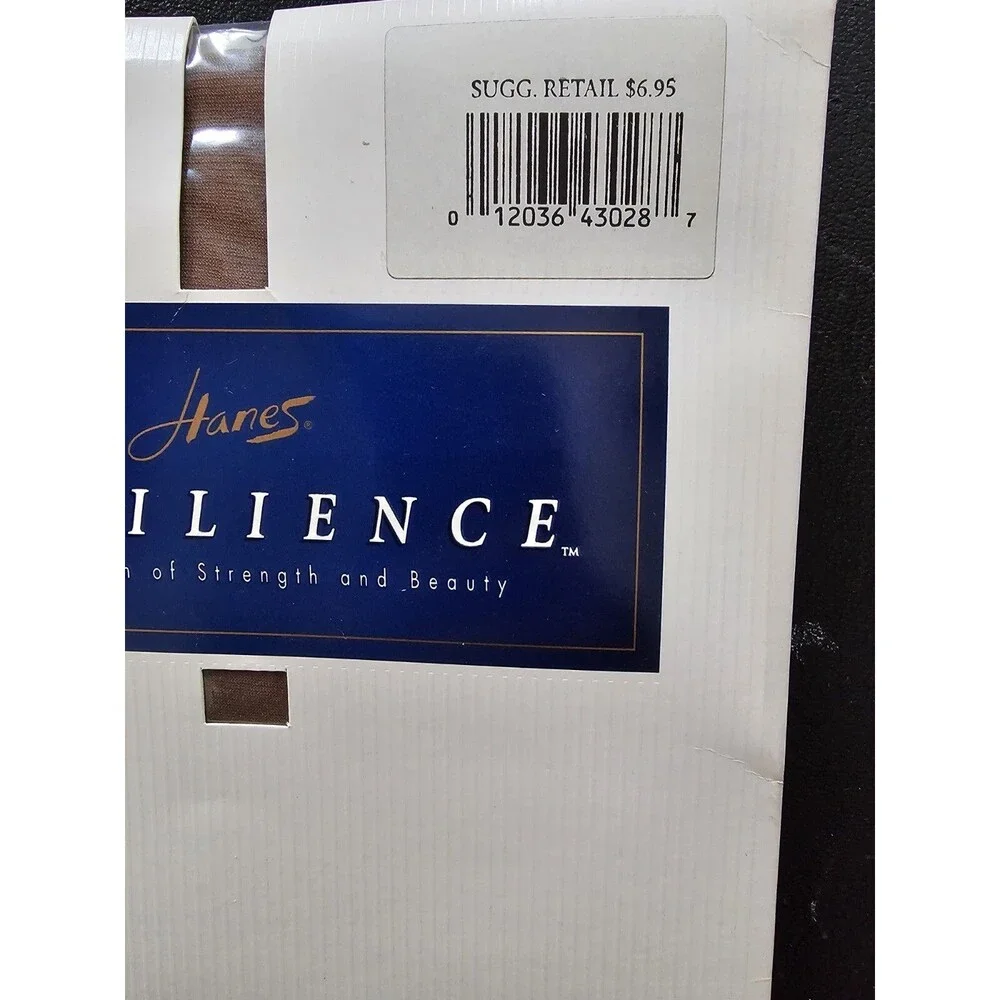 Hanes Resilience Pantyhose Womens Control Top Style D01 Barely There Size CD